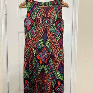 Beautiful multi color sleeveless zip up dress